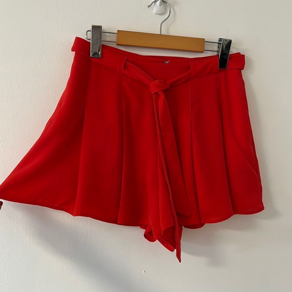 Sunday Best • Flowy Pleated Shorts
